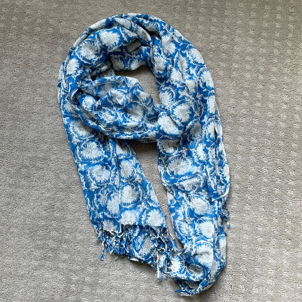 NWOT Blue silky scarf or wrap pashmina with fringe